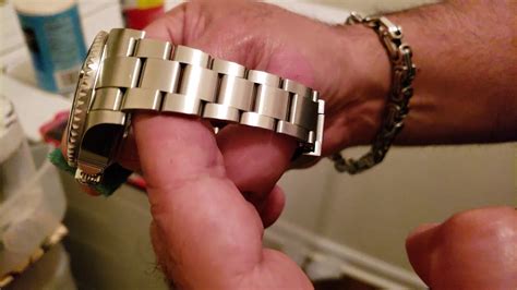 best cloth for polishing rolex|how to remove scratches from Rolex bracelet.